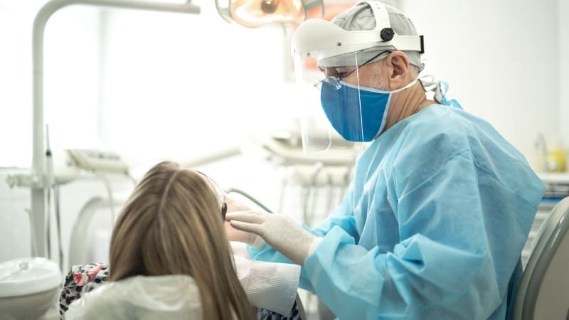 saiba como surgiu a odontologia