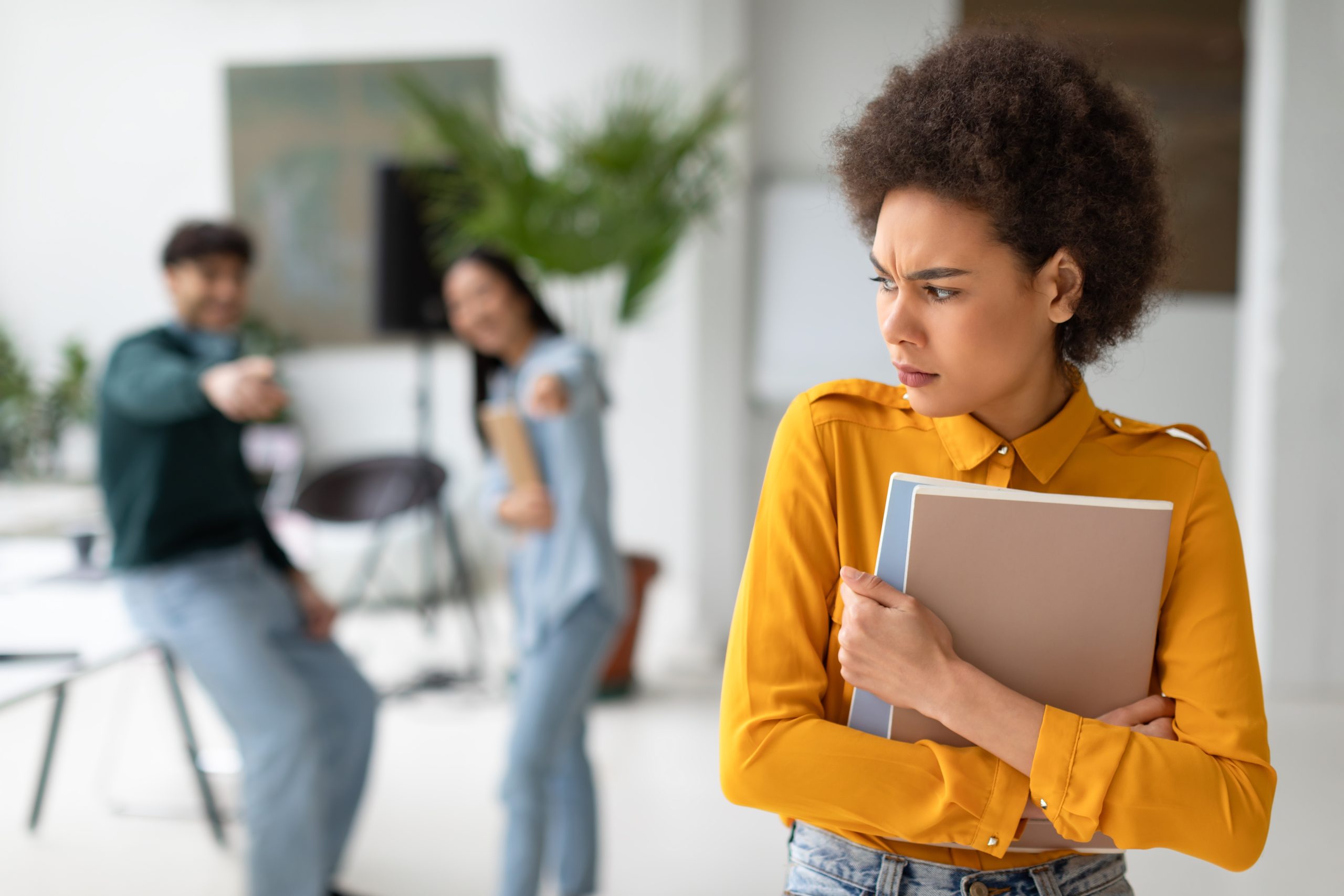 Saiba o impacto do bullying na educação e no trabalho