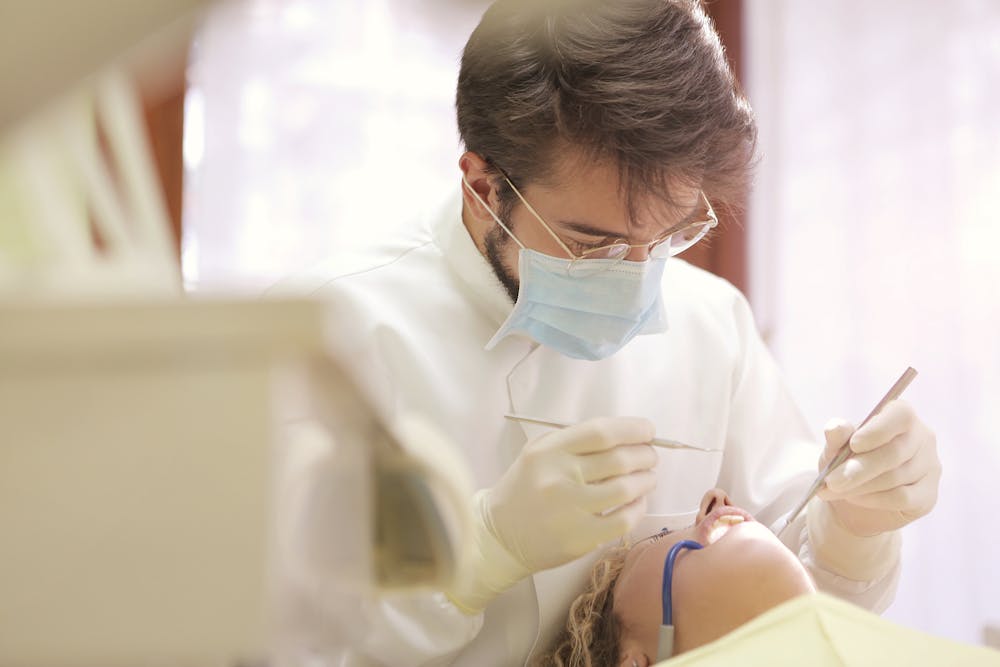 A importância das aulas práticas no curso de Odontologia: o que esperar e como aproveitar