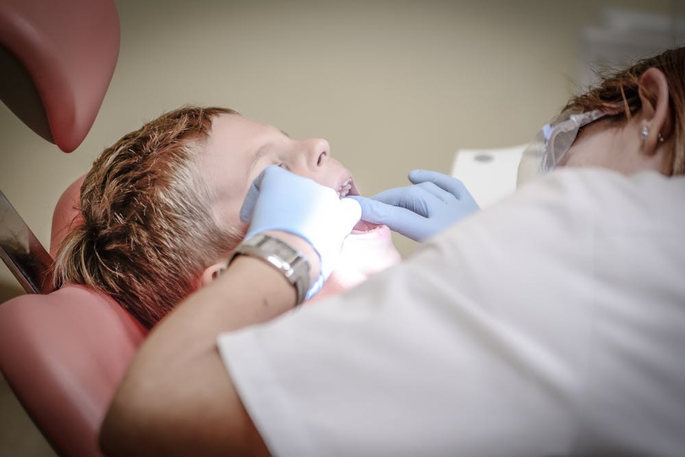 faculdade-de-odontologia-especializacoes-e-cam