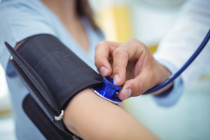 Medicina além da sala de aula: por que a experiência prática importa na graduação?